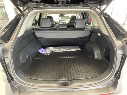 Used 2023 Toyota RAV4 XLE Premium AWD/4WD image 21
