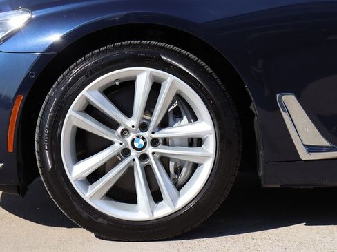 Used 2017 BMW 750i xDrive image 60