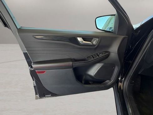 Used 2025 Ford Escape ST-Line image 13