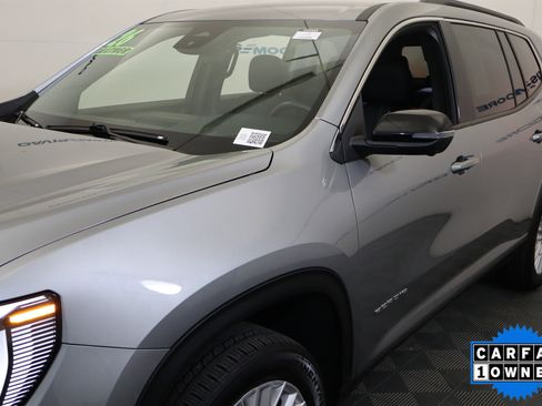 Used 2026 GMC Acadia Elevation w/ Elevation Premium Package AWD/4WD image 13