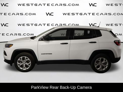 Used 2024 Jeep Compass Sport AWD/4WD image 5