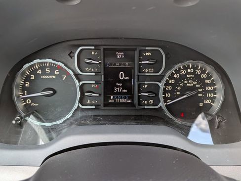 Used 2020 Toyota Tundra SR5 w/ SR5 Upgrade Package RWD image 18