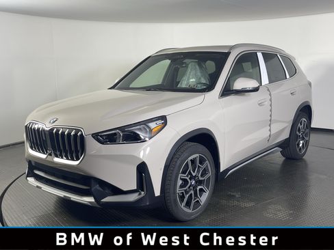 Used 2027 BMW X1 xDrive28i AWD/4WD image 1