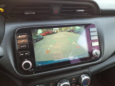 Used 2023 Nissan Kicks SV w/ Interior Electronics Package FWD image 14