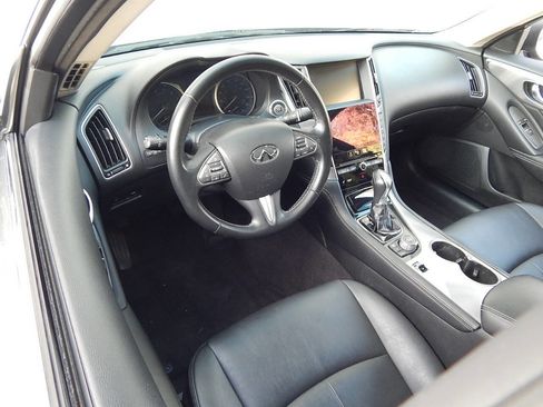 Used 2015 INFINITI Q50 Premium w/ Navigation Package RWD image 15