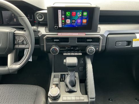 New 2026 Toyota 4Runner SR5 AWD/4WD image 11