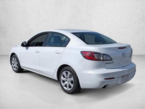 Used 2012 MAZDA MAZDA3 i Sport image 7