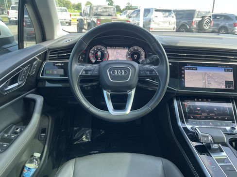 Used 2025 Audi Q7 3.0T Premium Plus AWD/4WD image 28