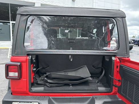 Used 2022 Jeep Wrangler Sport AWD/4WD image 26