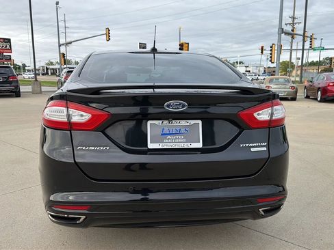 Used 2016 Ford Fusion Titanium FWD image 17