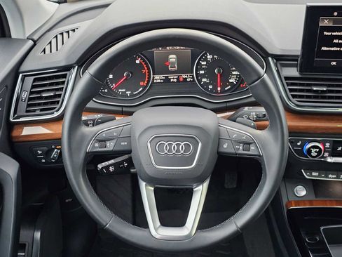 Used 2023 Audi Q5 2.0T Premium w/ Convenience Package image 23