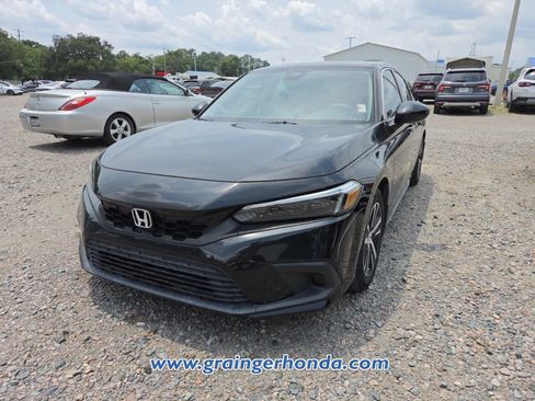 Used 2023 Honda Civic LX image 2
