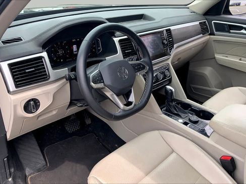 Used 2022 Volkswagen Atlas SE AWD/4WD image 18