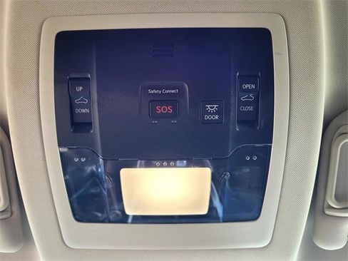 Used 2017 Lexus NX 200t FWD image 19