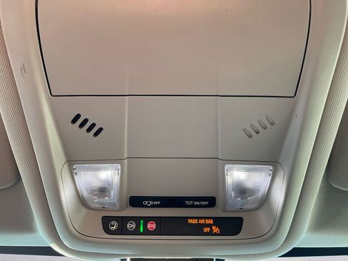 Used 2024 Chevrolet Equinox LT image 11