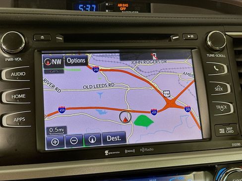 Used 2019 Toyota Highlander XLE FWD image 22