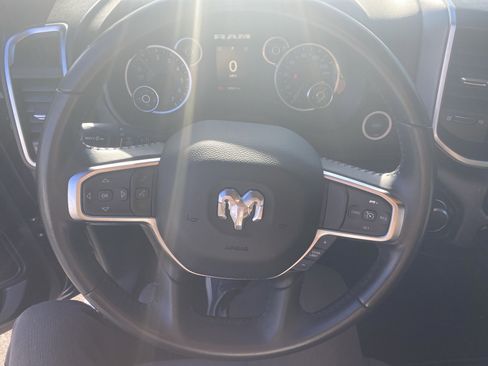 Used 2024 RAM 1500 Lone Star image 10