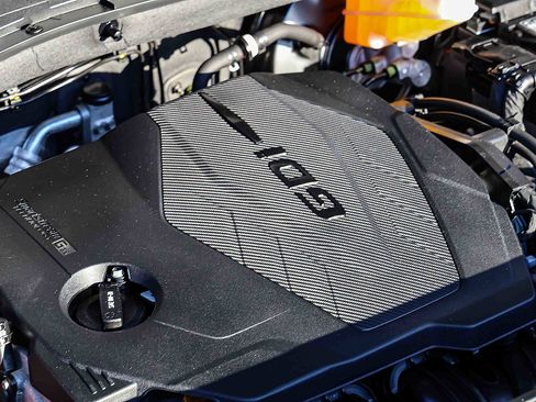 Certified 2023 Kia Sorento S w/ Panoramic Sunroof Package image 29