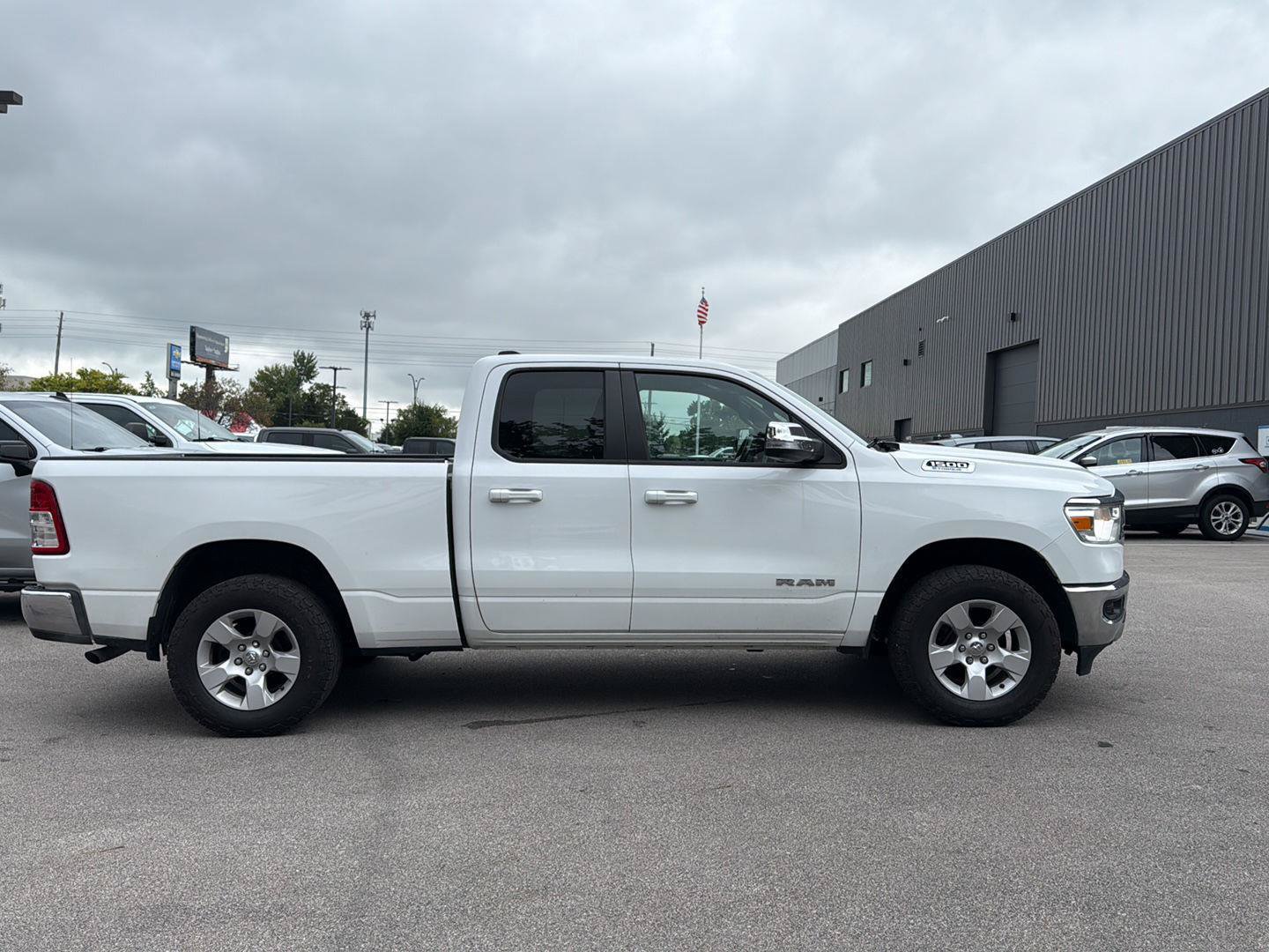 Used 2022 RAM 1500 Big Horn AWD/4WD image 2