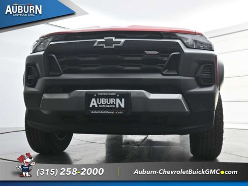 Used 2023 Chevrolet Colorado Trail Boss w/ Advanced Trailering Package AWD/4WD image 17