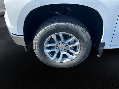 New 2026 Chevrolet Silverado 1500 LT w/ Safety Package RWD image 9