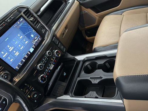 Used 2024 Ford F350 Lariat w/ Lariat Ultimate Package image 21