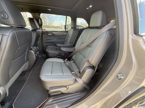 New 2026 GMC Acadia AT4 w/ Super Cruise Package AWD/4WD image 16