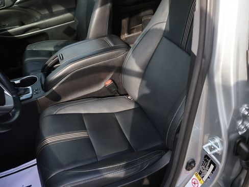 Used 2017 Toyota Highlander SE AWD/4WD image 21