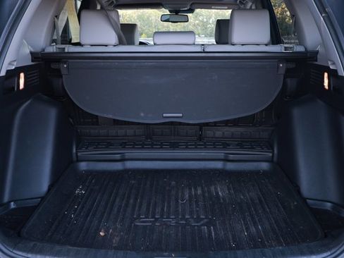 Used 2017 Honda CR-V EX-L image 10
