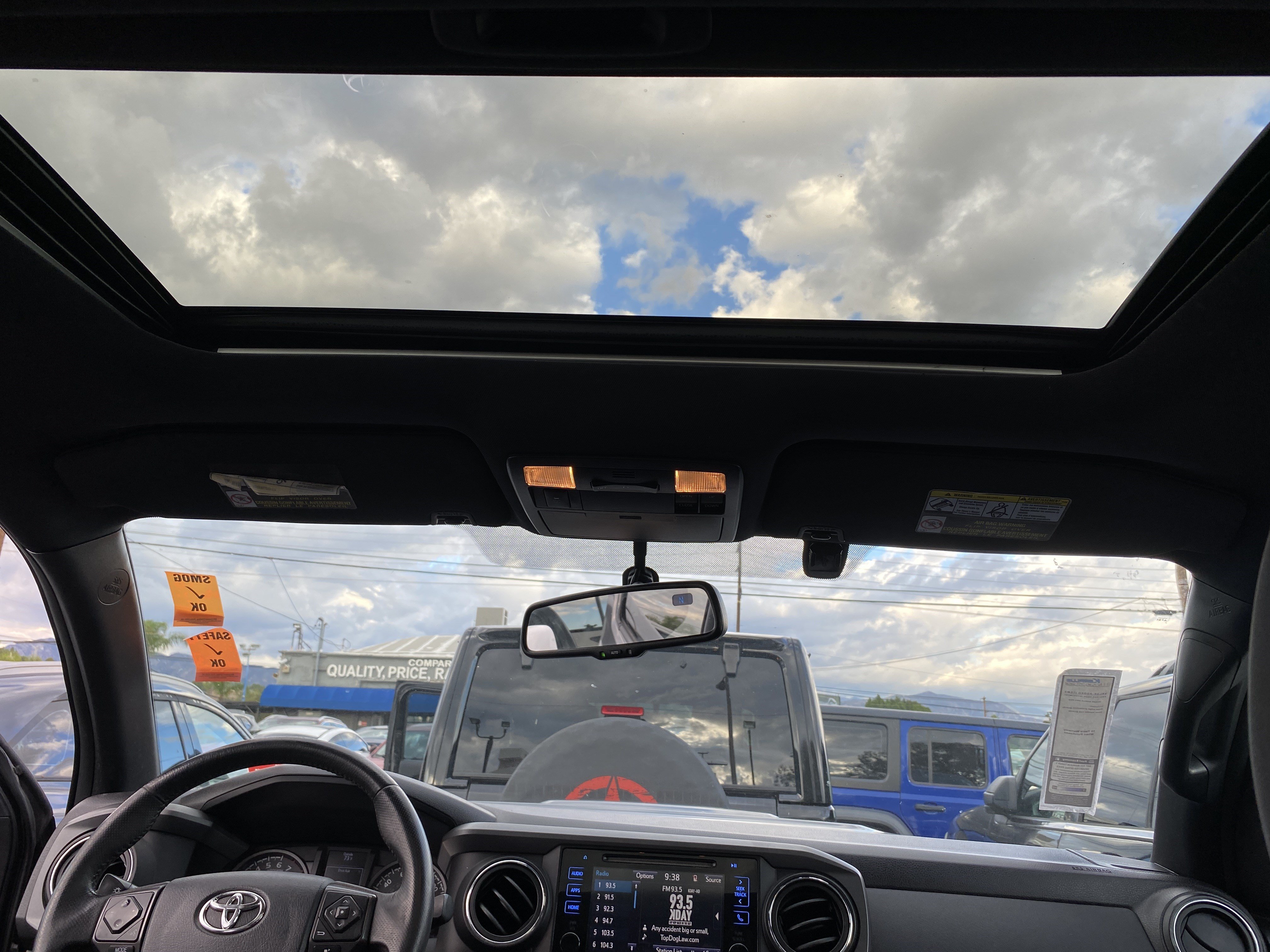 Used 2017 Toyota Tacoma TRD Sport RWD image 18