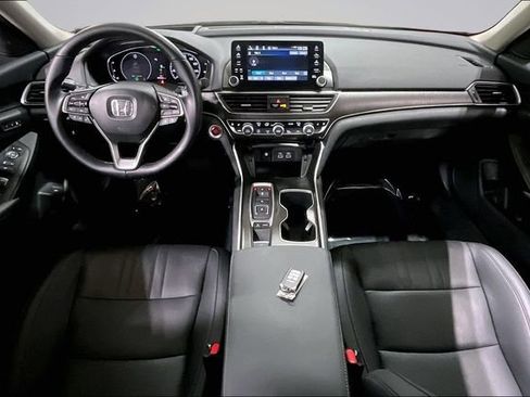 Used 2021 Honda Accord Touring image 17