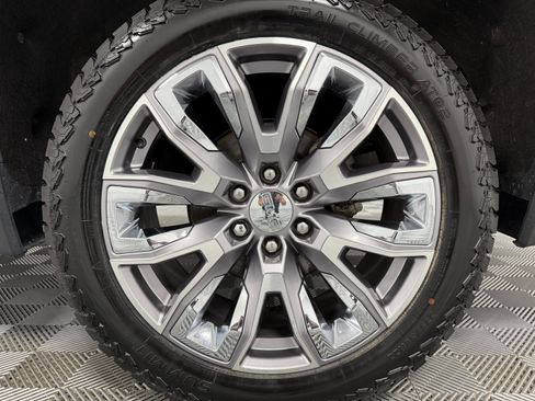 Used 2024 GMC Sierra 1500 Denali w/ Denali Reserve Package AWD/4WD image 43