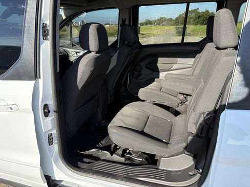 Used 2016 Ford Transit Connect XLT FWD image 22