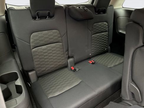 Used 2023 Nissan Pathfinder SV w/ Black Appearance Package image 19