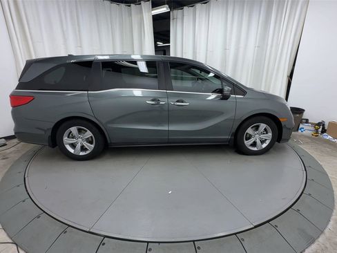Used 2018 Honda Odyssey EX-L image 3