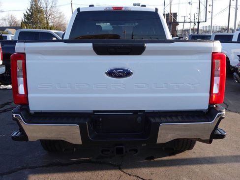 Used 2024 Ford F250 XLT image 7