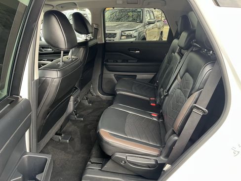 Certified 2024 Nissan Pathfinder Platinum w/ Cargo Package image 33