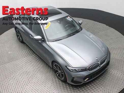 Used 2023 BMW 330i Sedan w/ M Sport Package RWD image 3