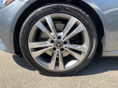 Used 2017 Mercedes-Benz C 300 Sedan image 9