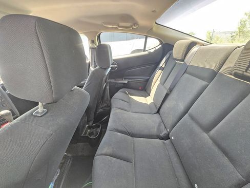 Used 2006 Pontiac Grand Prix w/ Preferred Package FWD image 9