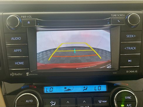 Used 2016 Toyota RAV4 XLE FWD image 21