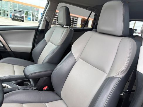 Used 2015 Toyota RAV4 Limited w/ Technology Package AWD/4WD image 24