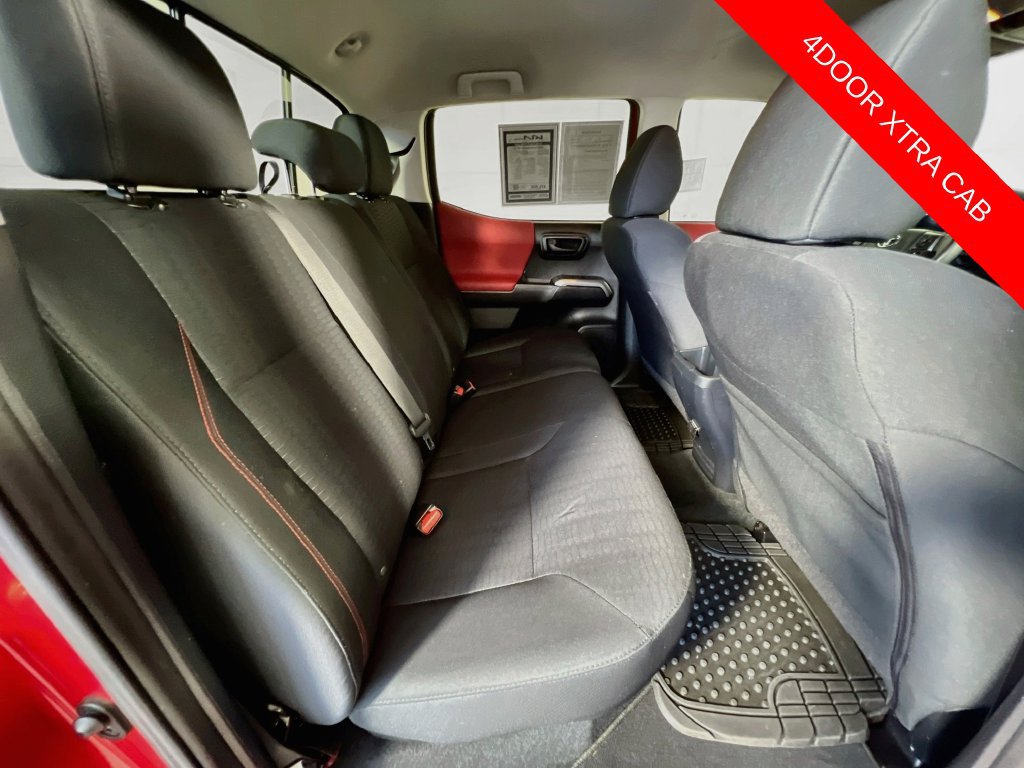 Used 2018 Toyota Tacoma SR5 RWD image 24