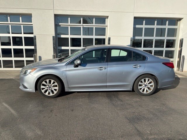 Used 2016 Subaru Legacy 2.5i Premium AWD/4WD image 3