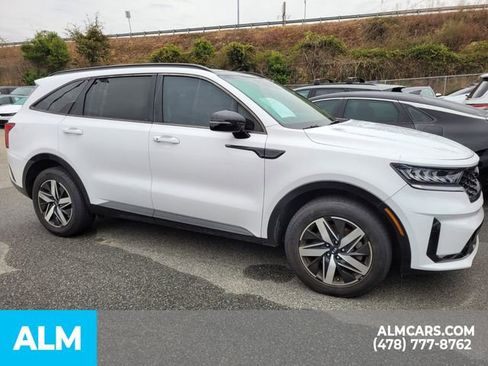 Used 2021 Kia Sorento EX w/ Panoramic Sunroof Package image 10