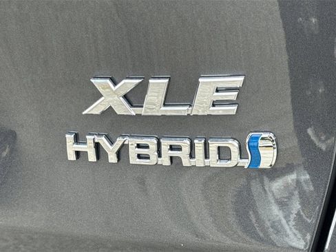 Certified 2024 Toyota RAV4 XLE Premium image 27