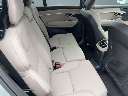 New 2026 Volvo XC90 T8 Plus w/ Protection Package Premier AWD/4WD image 28