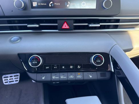 New 2026 Hyundai Elantra SEL Sport Premium FWD image 22