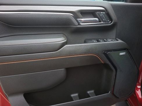 Used 2024 GMC Sierra 2500 AT4 w/ AT4 Premium Plus Package image 12