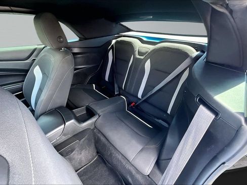 Used 2022 Chevrolet Camaro LT RWD image 26